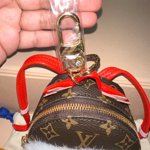 Louis Vuitton Micro Palm Springs Mink Owl Puppet Bag Charm - Picture 3 of 9